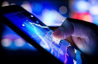 Co se to děje? Proč padá bitcoin i technologické akcie