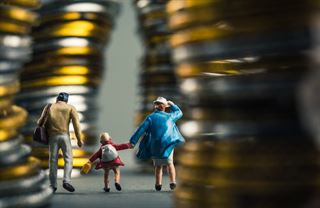 Kouřový signál za deset miliard. Fiala přichystal vlastní babišovské schéma