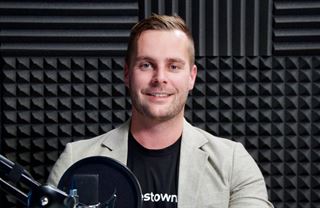 Investice do nemovitostí nemají být jen pro vyvolené, říká Pock