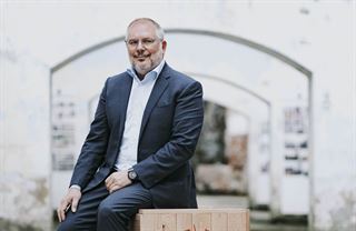 Čínská kletba a čas svetrů. Nový Finmag s šéfem Mattoni na titulce je na stáncích