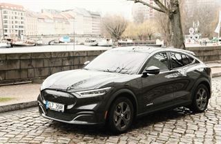 Když marketing vítězí nad staromilstvím. Je elektrický mustang vážně tak dobrý?