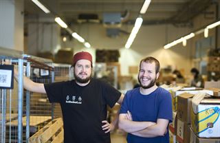 Vracet knížky jako flašky od piva. Sázka na změnu Knihobotu vyšla, míří na Západ