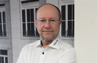 Akcie Pilulky utrpěly volný pád. Je čas na tvrdý řez, spílá firmě investor