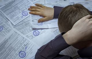 Změny v insolvencích? Buďte v klidu, dluhy platit nemusíte, vzkazuje vláda