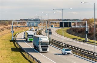Dopravci zaplatí víc. Vláda řekla, o kolik zdraží mýtné