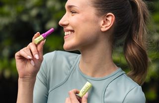 Jak vůně ovlivňují mozek. V boji proti blbé náladě spoléhá česká firma na přírodu