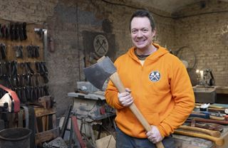 Není to jen kus železa, říká výrobce seker. „Tu svou“ od něj má žena, děti i Petr Pavel