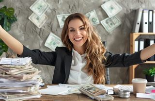 Šťastnější, vzdělanější, flexibilnější. Unikátní průzkum zmapoval svět „volnonožců“