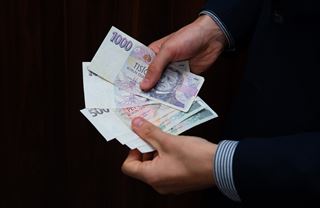 Mzdy rostou nad očekávání. Jak si firmy poradí s vyššími požadavky zaměstnanců?