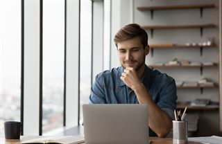 Odborné služby pro startupy, fotovoltaika, inovace. Přehled aktuálních dotačních titulů