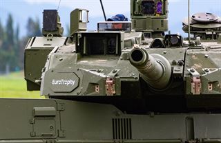 Miliardy na mušce. Brusel mění financování obranného průmyslu