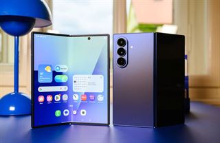 Nový smartphone Galaxy Z Fold7: Prudce inteligentní skládačka