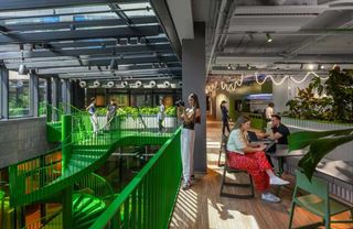 Nejistá doba nahrává sdíleným kancelářím. Pronikají i do menších měst