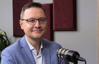 Jak si ve stáří udržet životní standard? O důchodech s Janem Mackem