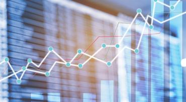 Zpomalujeme, potvrdili statistici. Ekonomika přesto slušně roste