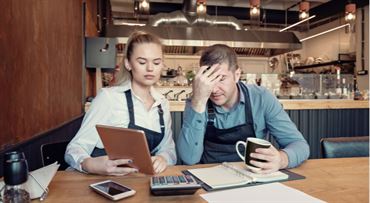 Nová podpora pro podnikatele. Vláda začne od stánkařů