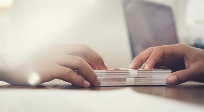 Změny v nebankovních půjčkách. Končí přechodné období pro poskytování úvěrů