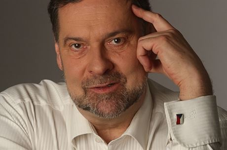Dotazník budoucího europoslance: Radek John, Věci veřejné
