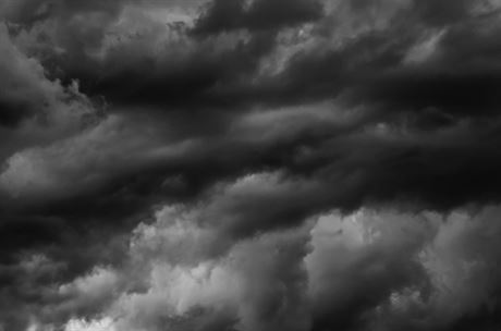 Mračna nad Evropou: Konec prosperity