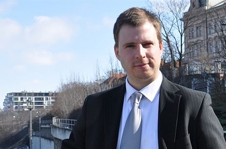 Jiří Šindelář: Na problémy kolem životního pojištění jsme měli reagovat dřív