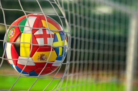 Místo špílmachrů flexibilní hráči. Fotbal ilustruje proměnu celé společnosti