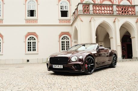 Nóbl chuligán s německou precizností. Tohle Bentley si na uhlazenost nehraje