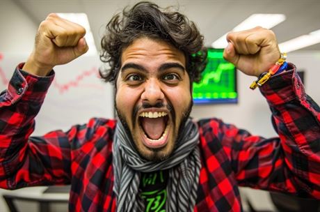 Vzhůru ke třídenním víkendům! Změní Emiráty svět jako kdysi Henry Ford?