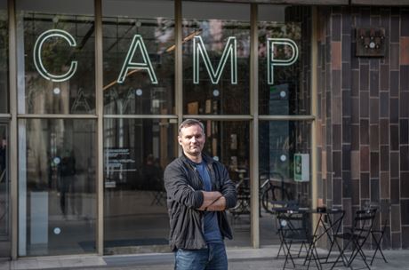 Praha a krize bydlení? Nevyřeší ji trh ani zakopaný poklad, ukazuje nová publikace