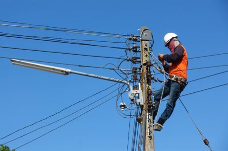 Zaměstnavatelé budou rizikovým profesím přispívat na důchod. Návrh prošel Senátem