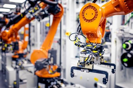 Postavili si hlavu a změnili korporát. Digitalizace chce odvahu, hlásí strůjci „továrny budoucnosti“