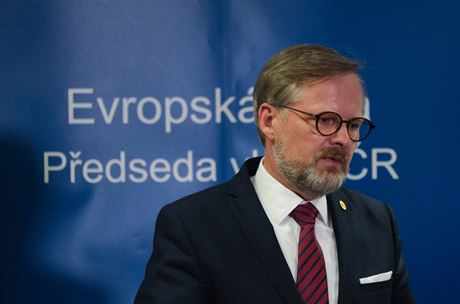 Vysvědčení pro Fialovu vládu. Z čeho téměř propadla a co jí šlo na výbornou?