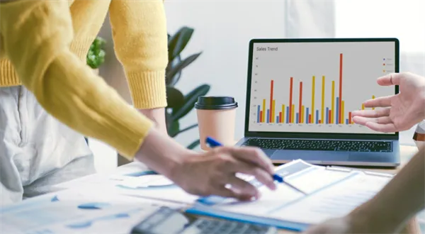 Kupní síla Čechů klesá nejvíc z celé Evropy