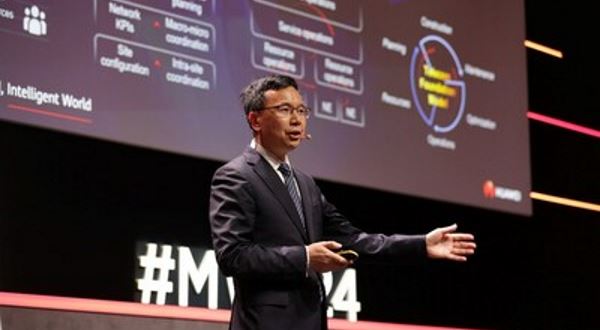 Yang Chaobin ze společnosti Huawei: Základní telekomunikační model urychluje inteligentní transformaci operátorů