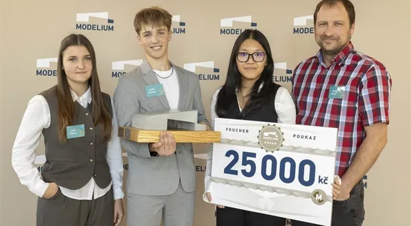 Studenti z Kadaně ovládli mezinárodní soutěž Modelium 2025. Postavili nejlepší národní pavilon pro EXPO