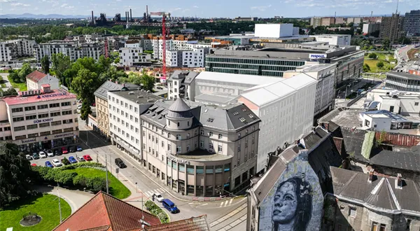 Architektonická soutěž na obnovu komplexu Palace vrcholí. Antracit odhalí vítězný návrh na festivalu Meat Design