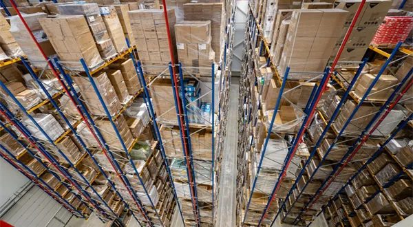 Alasans (Svět svítidel) zdvojnásobuje své logistické centrum v Blansku a plánuje rozsvítit celou Evropu