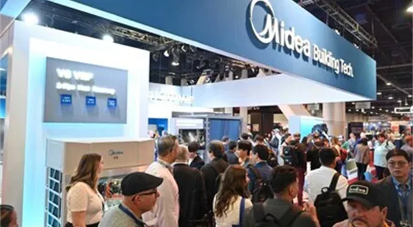 Společnost Midea Building Technologies představuje na veletrhu AHR Expo 2026 integrovaná řešení pro budovy „Chytré v jednom"