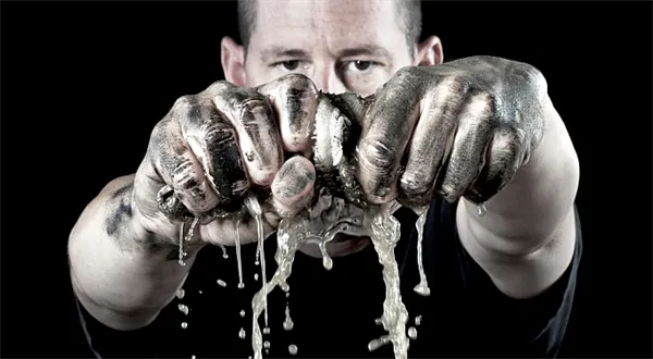 Ždímání daní není šetření