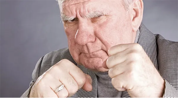 Pracující důchodci, pozor! Víme, jak za rok 2013 nepřijít o dvacet pět tisíc