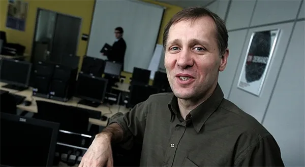 Němci nejezdí v bavorácích proto, že jsou chytřejší. Zpohodlněli jsme!