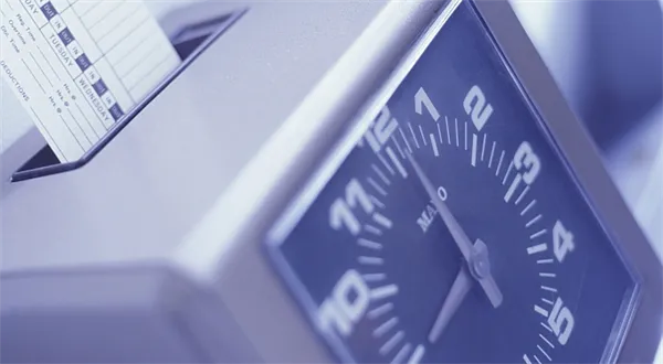 Jak přežít (v) zaměstnání: Pracovní doba