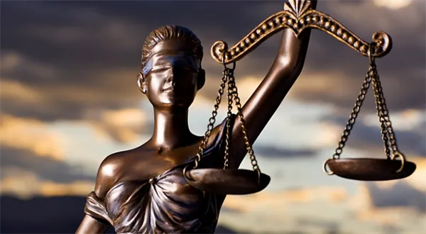 Jak přežít (v) zaměstnání: Jak se soudit se zaměstnavatelem