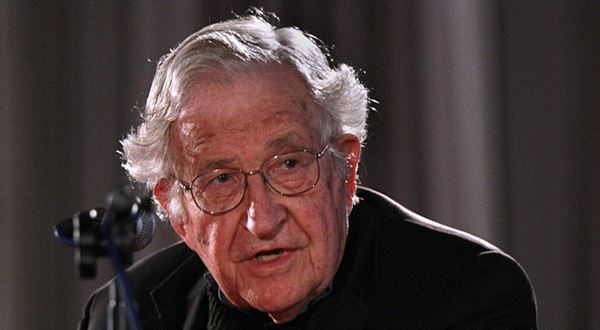 Chomsky: Byznys nestojí o volný trh, byznys stojí o moc