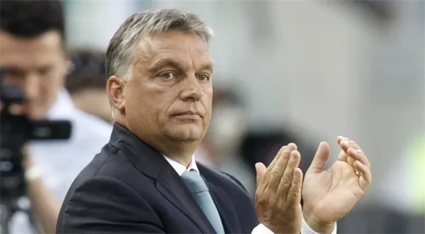 Lákavá nabídka: Vyměňte svobodu za blahobyt