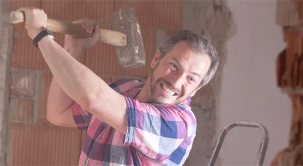 Povinné elektronické přiznání k dani: Dá se zbavit datové schránky?