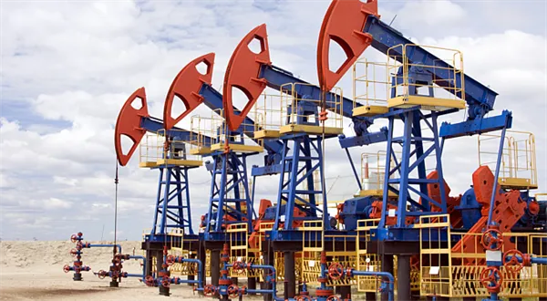 Komodity: Loni spadla ropa na půlku, letos si radši přejme dražší