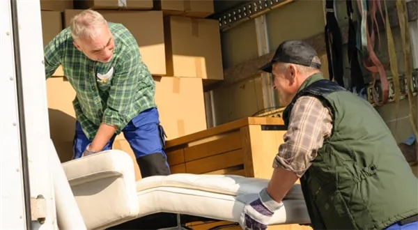 Sedm dobrých rad. Změna trvalého bydliště: Kde hlásit stěhování