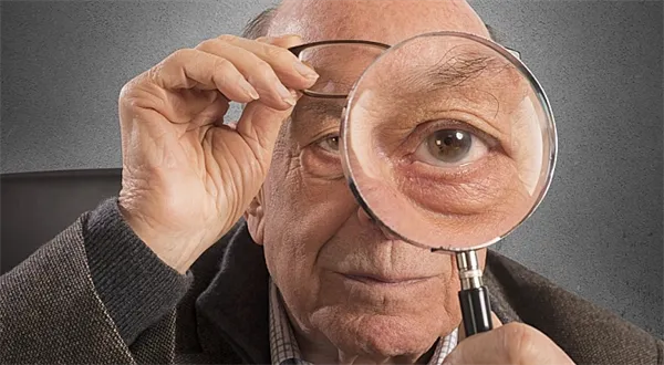 Srovnání spořicích účtů: Podívejte na ty úroky! Ale nezapomeňte si vzít lupu