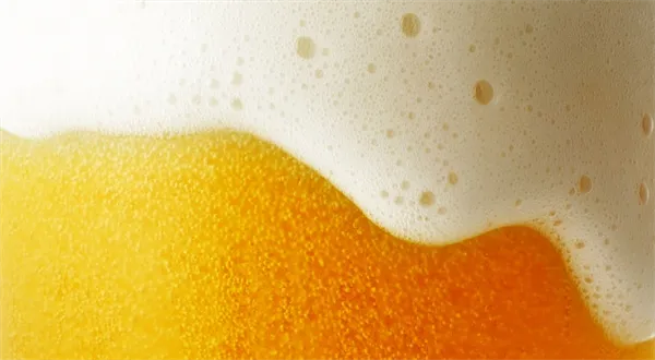 Babišovo snížení daně se na ceně piva neprojeví, říkají odborníci 