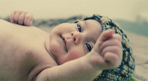 Rodičovský příspěvek nově: Rychlejší čerpání (i pro chudé). Kdo je pro?